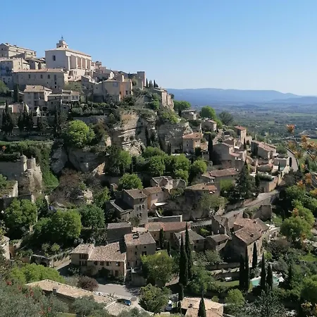 Гостевой дом Nuit Dans La Porte Des Etoiles Glamping En Luberon